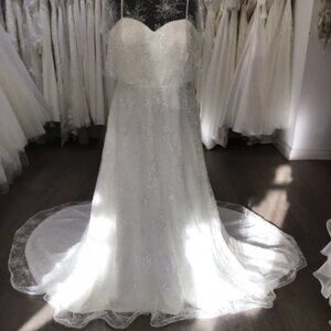 Wedding dress White wedding